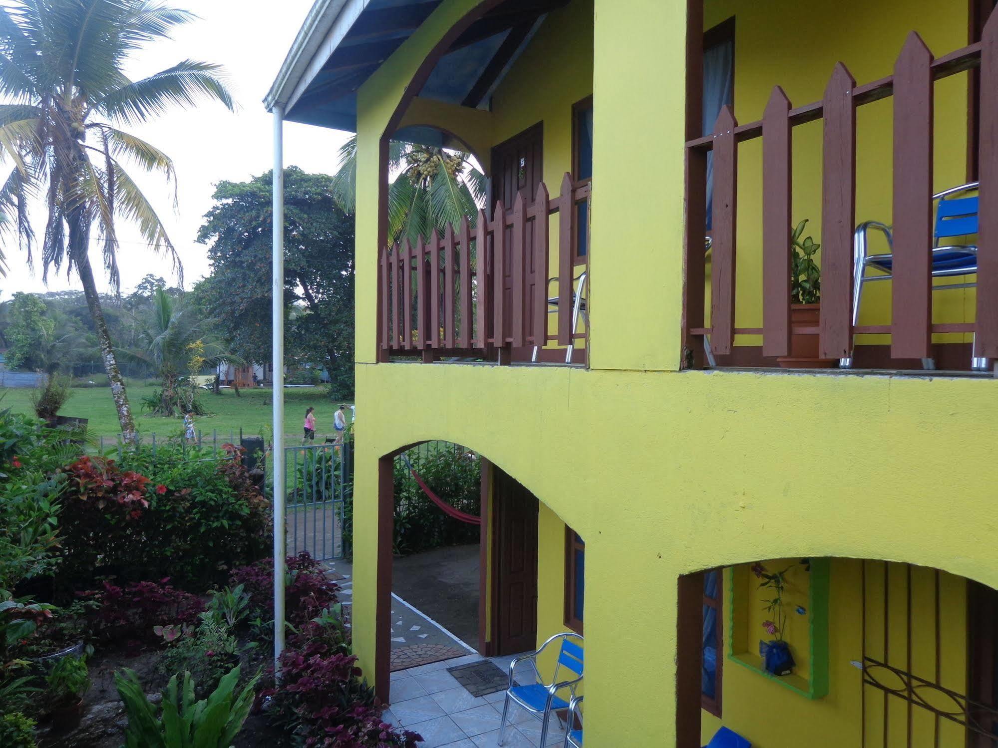 Cabinas Tortuguero Natural Exterior foto